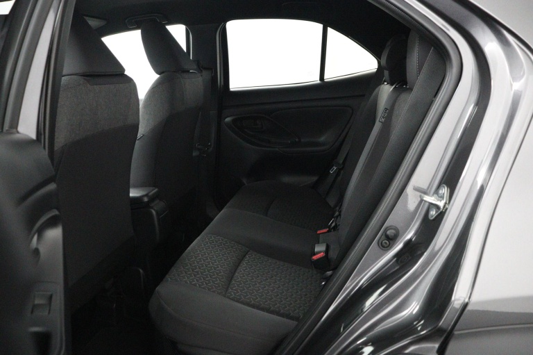 Toyota Yaris Cross - 1.5 Hybrid Dynamic 18