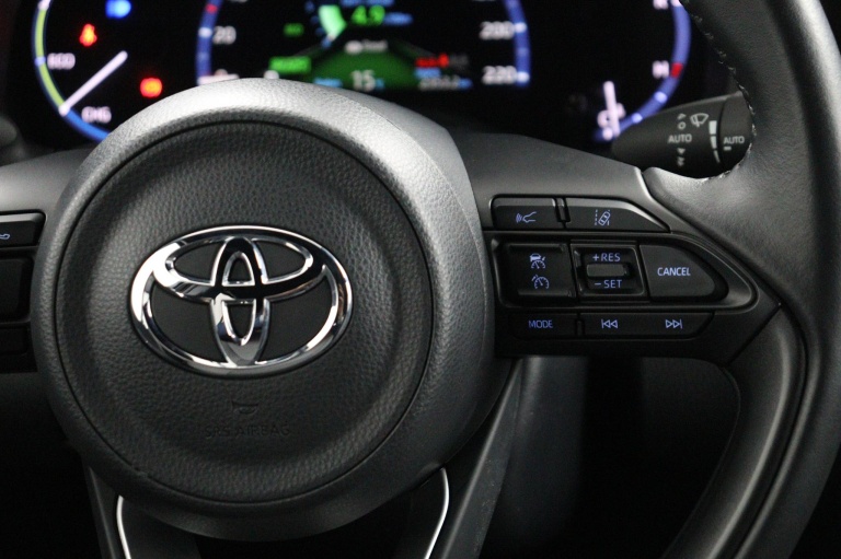 Toyota Yaris Cross - 1.5 Hybrid Dynamic 21