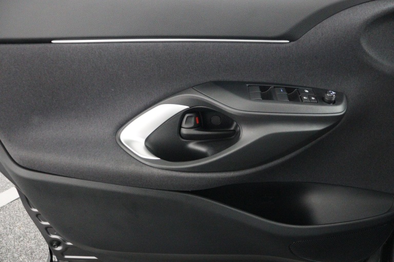 Toyota Yaris Cross - 1.5 Hybrid Dynamic 29