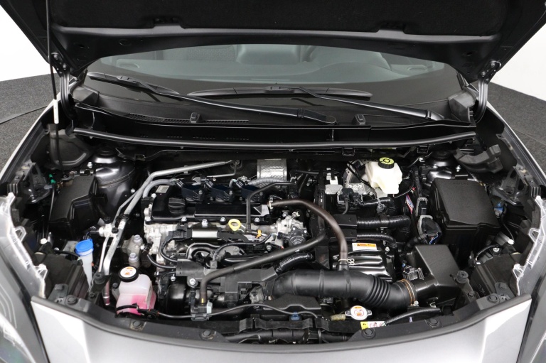 Toyota Yaris Cross - 1.5 Hybrid Dynamic 37