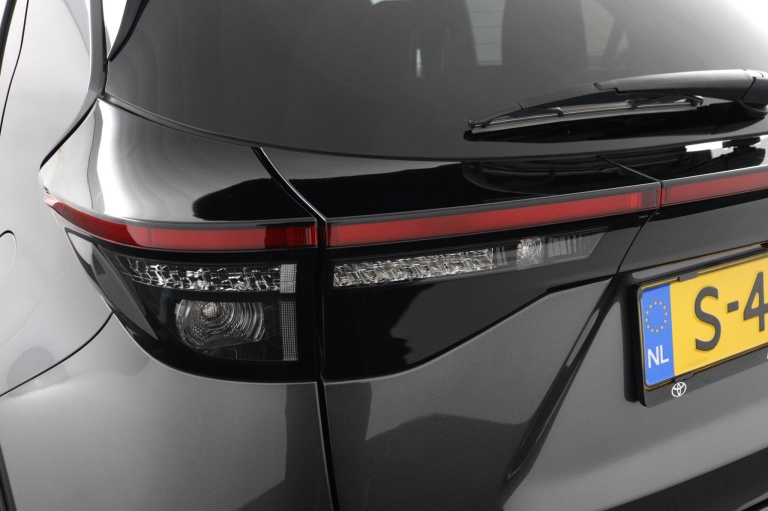 Toyota Yaris Cross - 1.5 Hybrid Dynamic 44