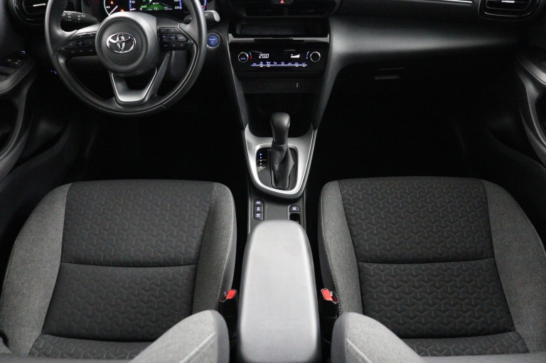 Toyota Yaris Cross - 1.5 Hybrid Dynamic 61