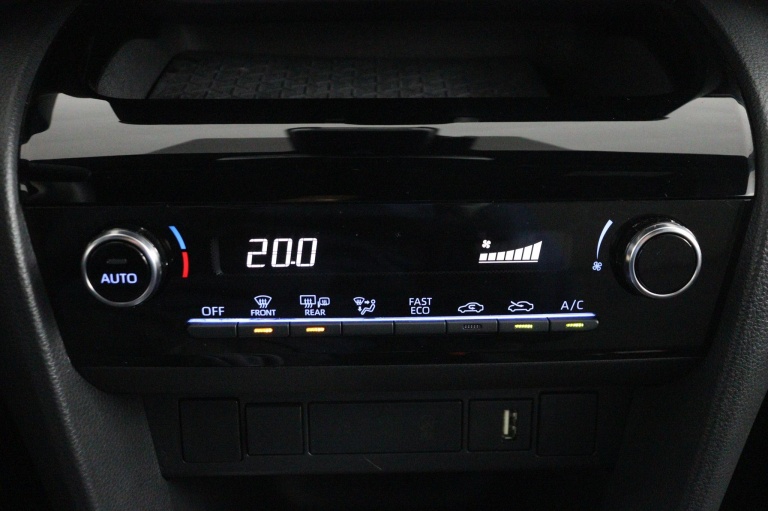 Toyota Yaris Cross - 1.5 Hybrid Dynamic 7