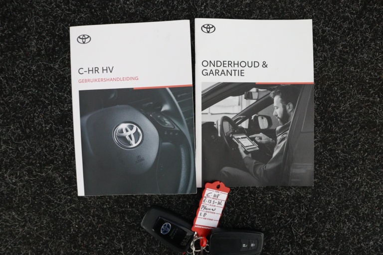 Toyota C-HR - 1.8 Hybrid Dynamic 11