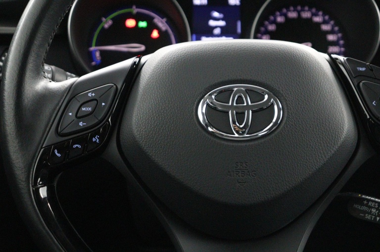 Toyota C-HR - 1.8 Hybrid Dynamic 19