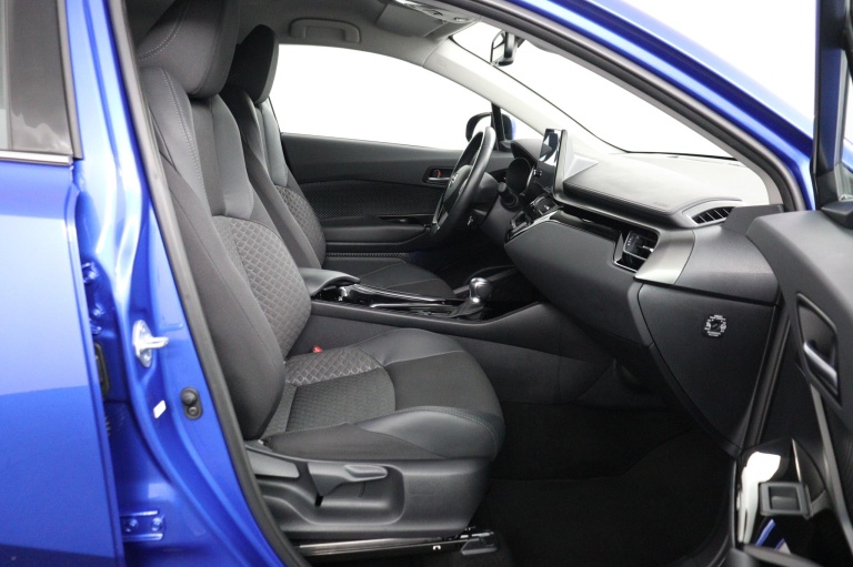 Toyota C-HR - 1.8 Hybrid Dynamic 22