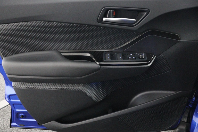 Toyota C-HR - 1.8 Hybrid Dynamic 29