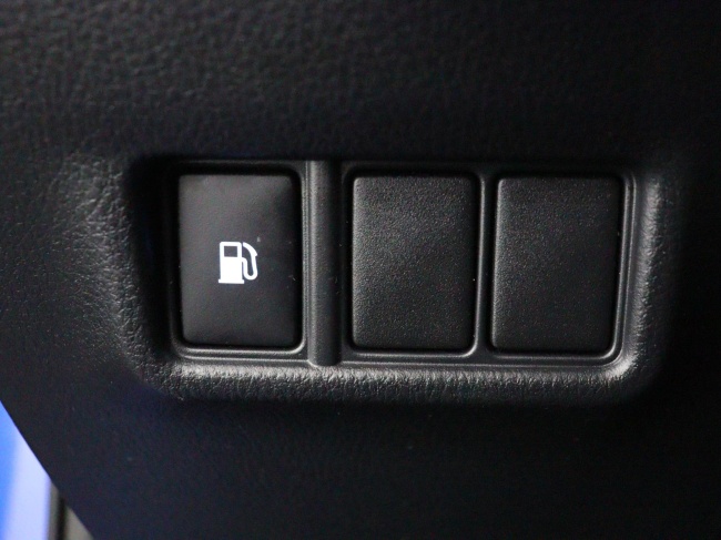 Toyota C-HR - 1.8 Hybrid Dynamic