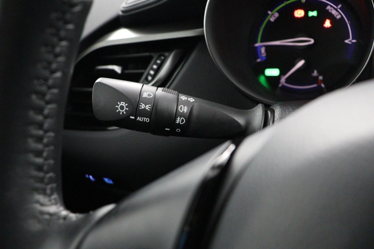 Toyota C-HR - 1.8 Hybrid Dynamic 33