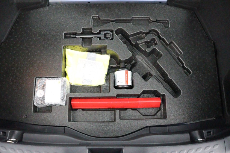 Toyota C-HR - 1.8 Hybrid Dynamic 36