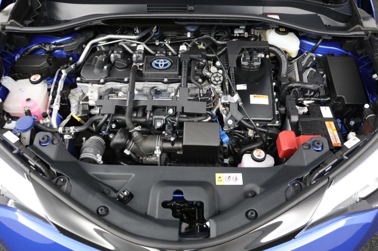 Toyota C-HR - 1.8 Hybrid Dynamic 37