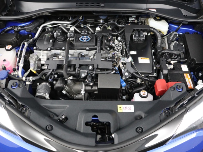 Toyota C-HR - 1.8 Hybrid Dynamic