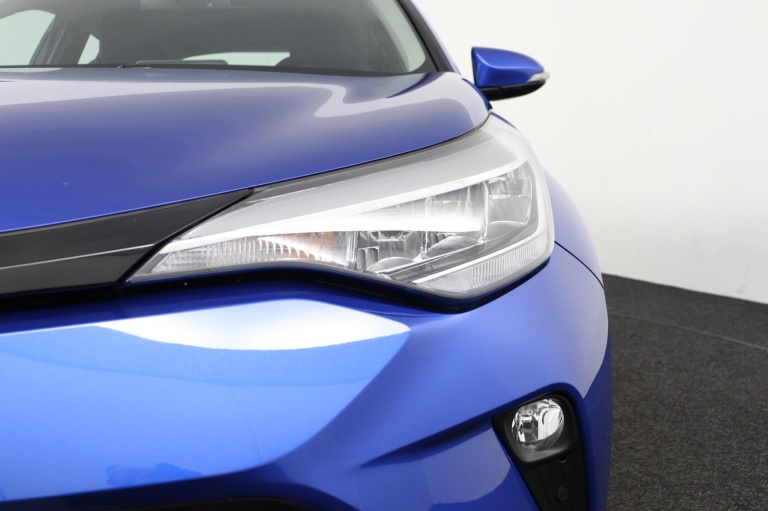 Toyota C-HR - 1.8 Hybrid Dynamic 38