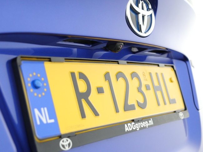 Toyota C-HR - 1.8 Hybrid Dynamic