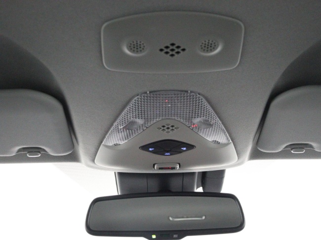 Toyota C-HR - 1.8 Hybrid Dynamic