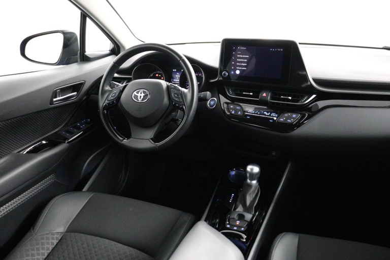 Toyota C-HR - 1.8 Hybrid Dynamic 68