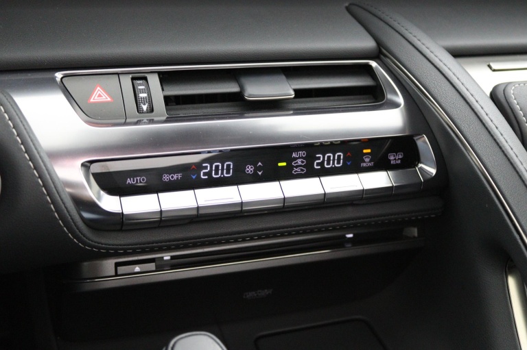 Lexus LC Convertible - 500 11