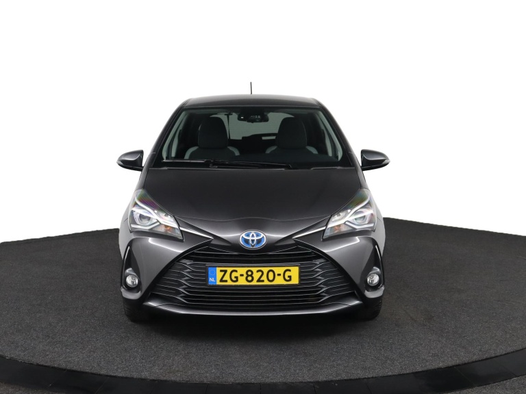 Toyota Yaris - 1.5 Hybrid Dynamic 13