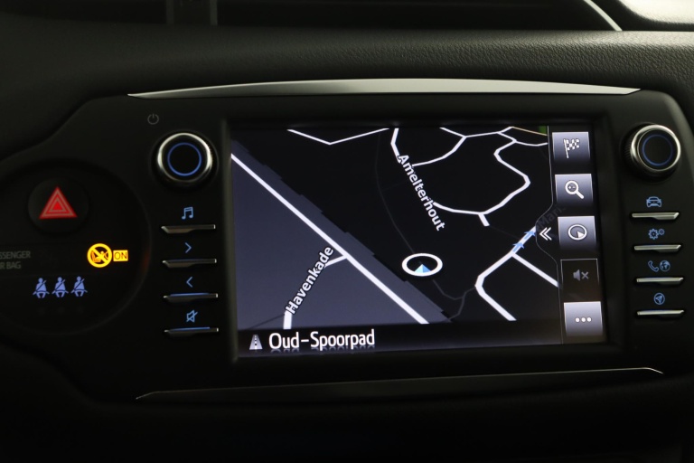 Toyota Yaris - 1.5 Hybrid Dynamic 26