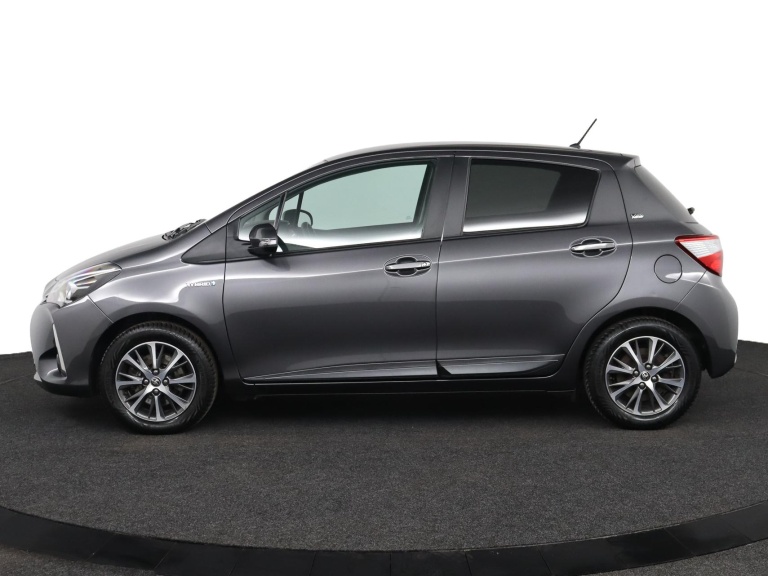 Toyota Yaris - 1.5 Hybrid Dynamic 3
