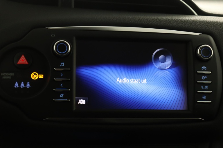 Toyota Yaris - 1.5 Hybrid Dynamic 46