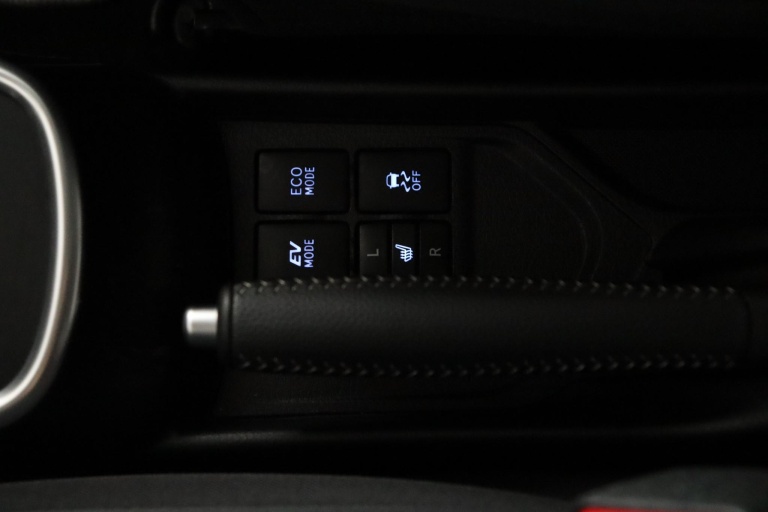 Toyota Yaris - 1.5 Hybrid Dynamic 49