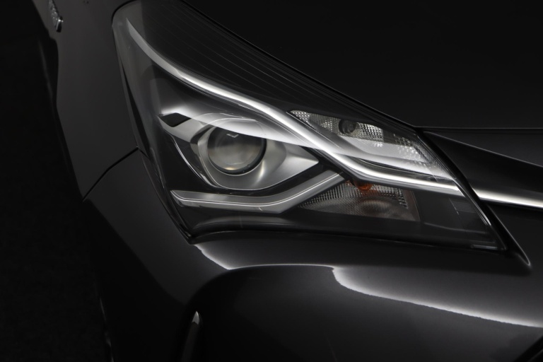 Toyota Yaris - 1.5 Hybrid Dynamic 53