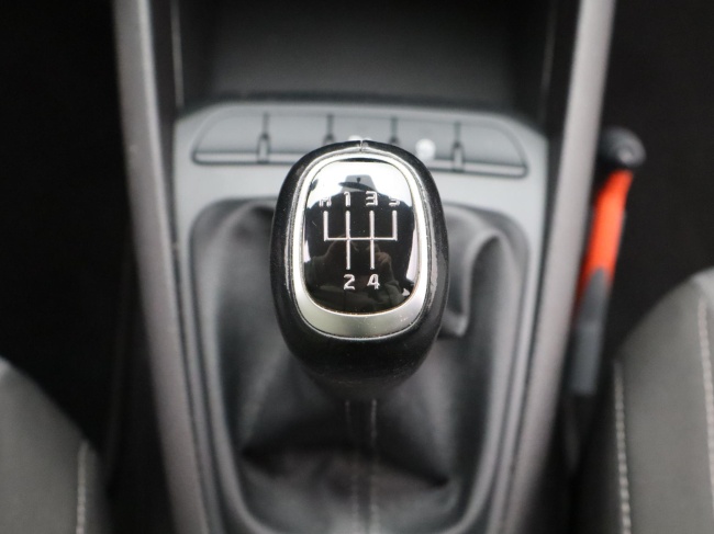 Kia Stonic - 1.0 T-GDi DynamicLine