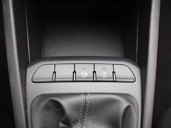 Kia Stonic - 1.0 T-GDi DynamicLine