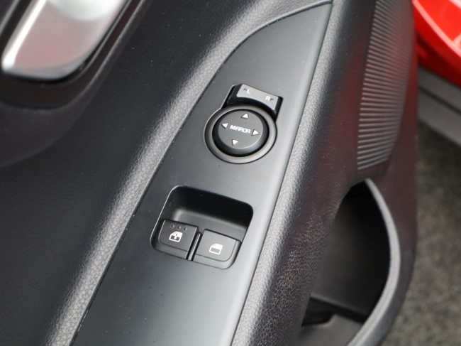 Kia Stonic - 1.0 T-GDi DynamicLine