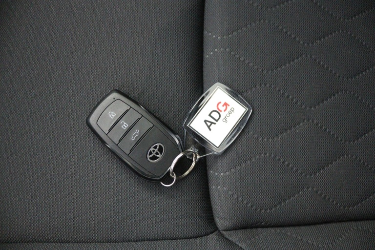 Toyota Corolla Cross - Hybrid 140 Dynamic 11