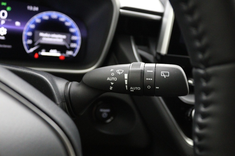 Toyota Corolla Cross - Hybrid 140 Dynamic 31