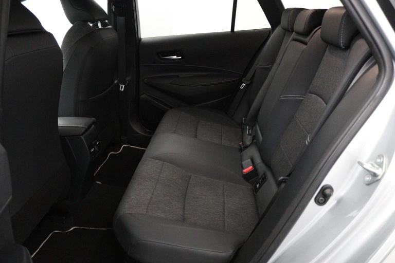 Toyota Corolla Touring Sports - Hybrid 140 Dynamic 18