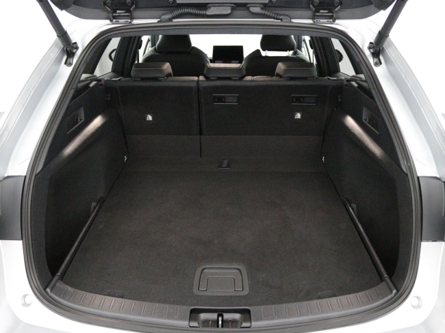 Toyota Corolla Touring Sports - Hybrid 140 Dynamic