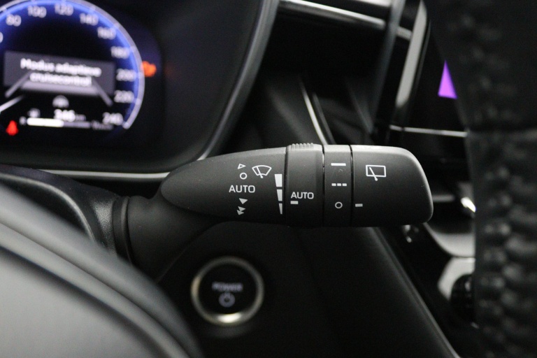 Toyota Corolla Touring Sports - Hybrid 140 Dynamic 31