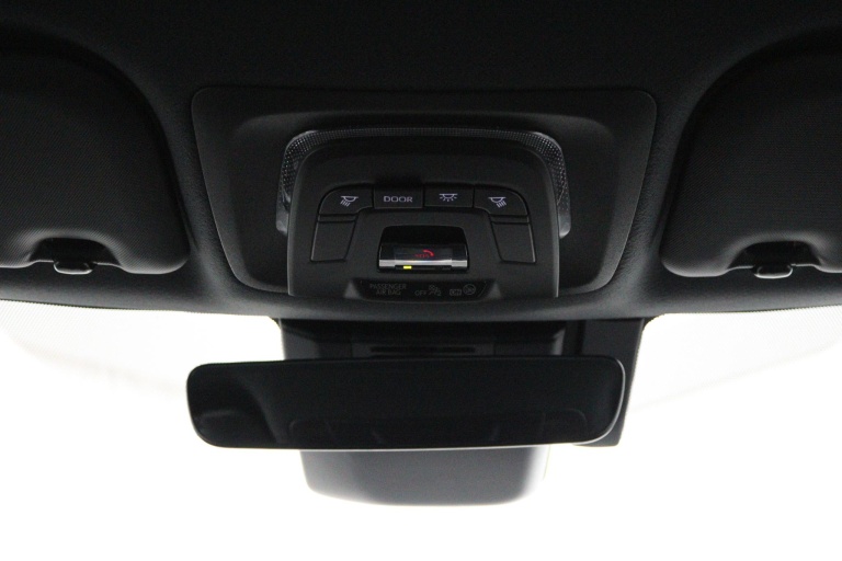 Toyota Corolla Touring Sports - Hybrid 140 Dynamic 32