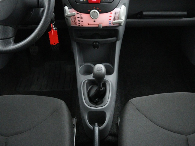 Toyota Aygo - 1.0-12V Now