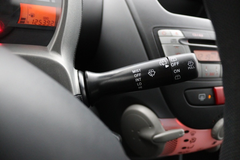 Toyota Aygo - 1.0-12V Now 26