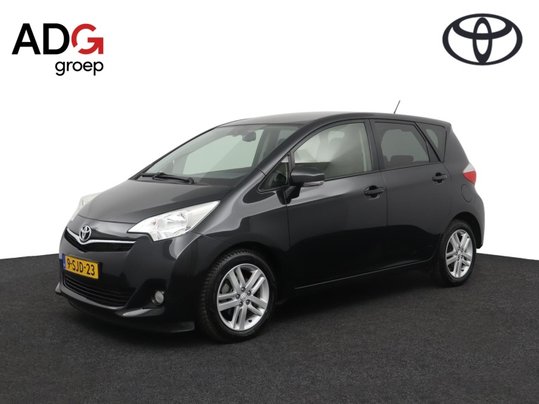 Toyota Verso-S - 1.3 VVT-i Dynamic 1