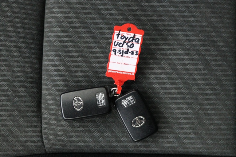 Toyota Verso-S - 1.3 VVT-i Dynamic 11