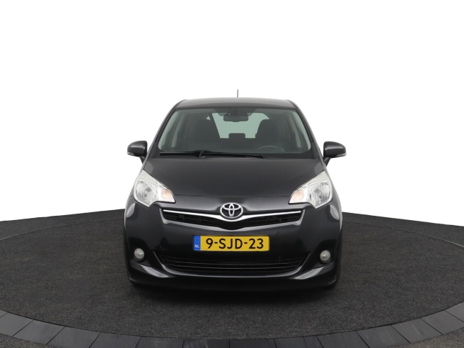 Toyota Verso-S - 1.3 VVT-i Dynamic