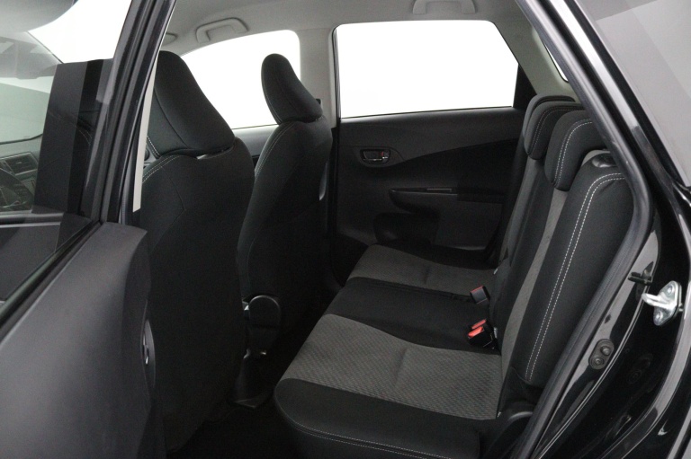 Toyota Verso-S - 1.3 VVT-i Dynamic 18