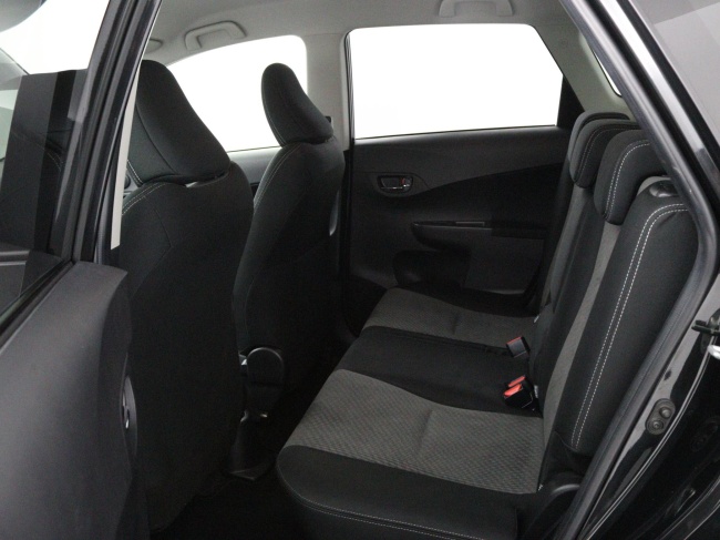 Toyota Verso-S - 1.3 VVT-i Dynamic