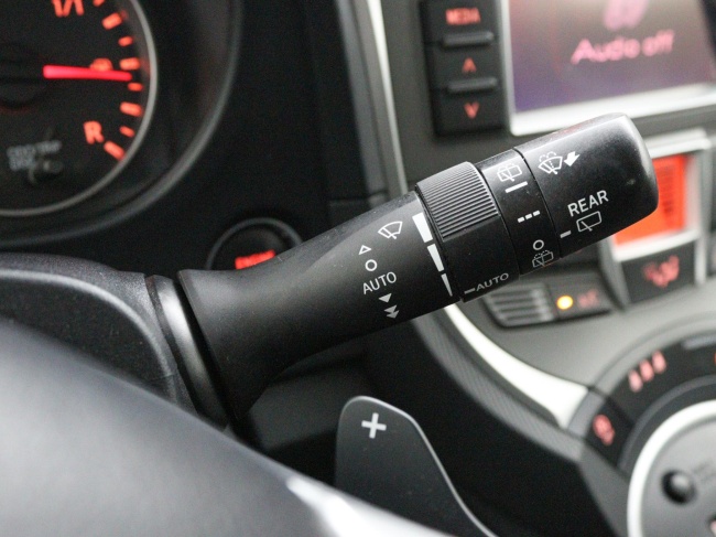 Toyota Verso-S - 1.3 VVT-i Dynamic