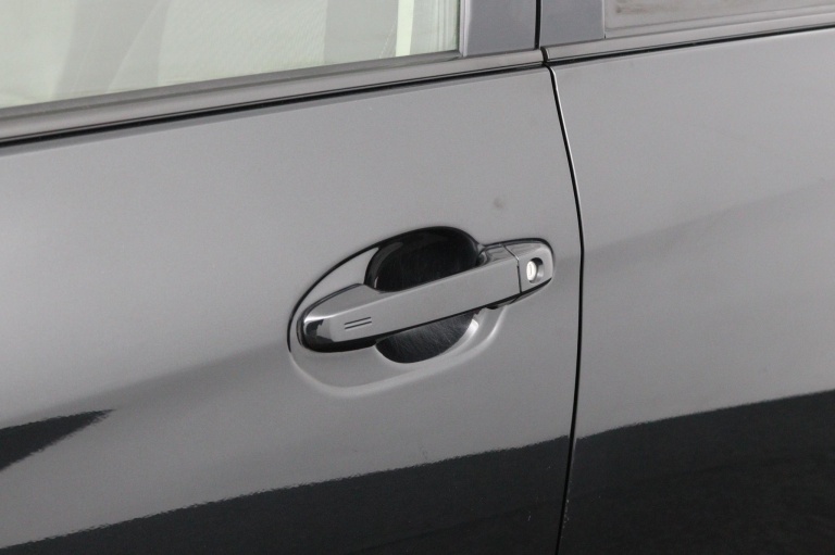 Toyota Verso-S - 1.3 VVT-i Dynamic 35