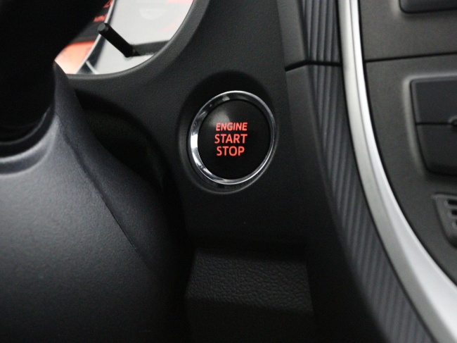 Toyota Verso-S - 1.3 VVT-i Dynamic