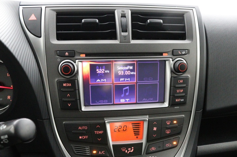 Toyota Verso-S - 1.3 VVT-i Dynamic 39