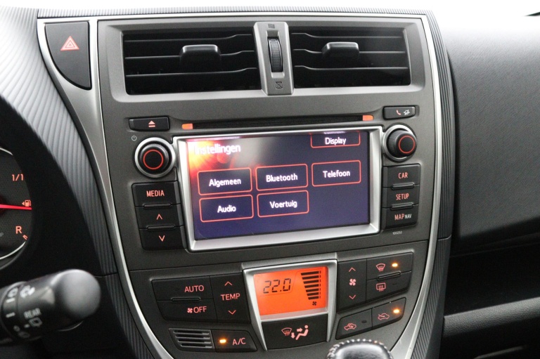 Toyota Verso-S - 1.3 VVT-i Dynamic 41