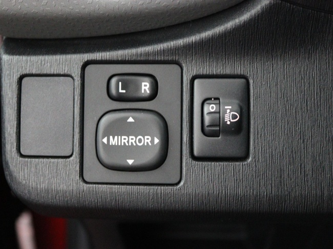 Toyota Yaris - 1.3 VVT-i Aspiration