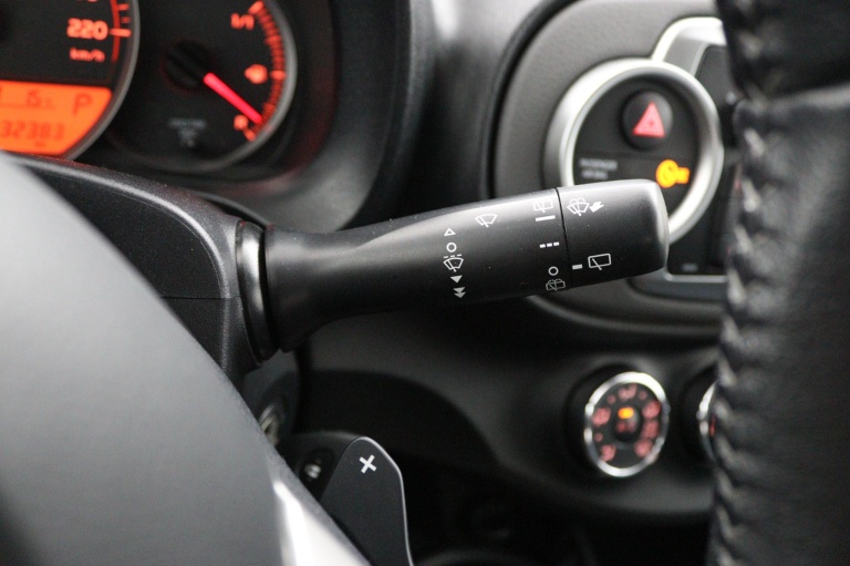 Toyota Yaris - 1.3 VVT-i Aspiration 31